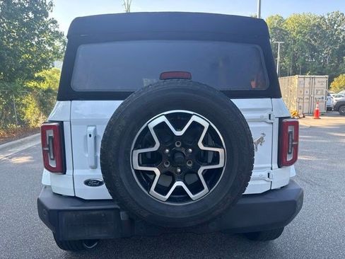 Used 2022 Ford Bronco Outer Banks AWD/4WD image 14