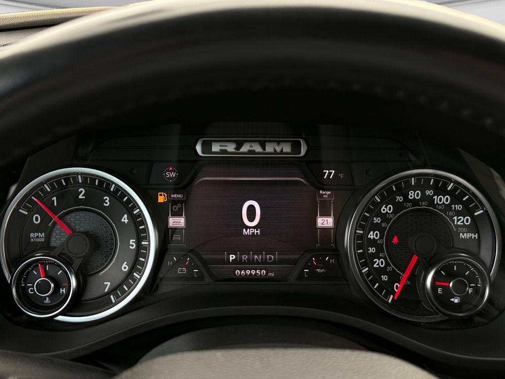 Used 2023 RAM 1500 Laramie AWD/4WD image 10