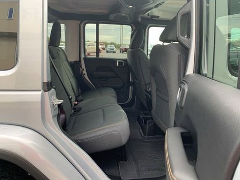 Used 2024 Jeep Wrangler Sahara w/ Technology Group image 15