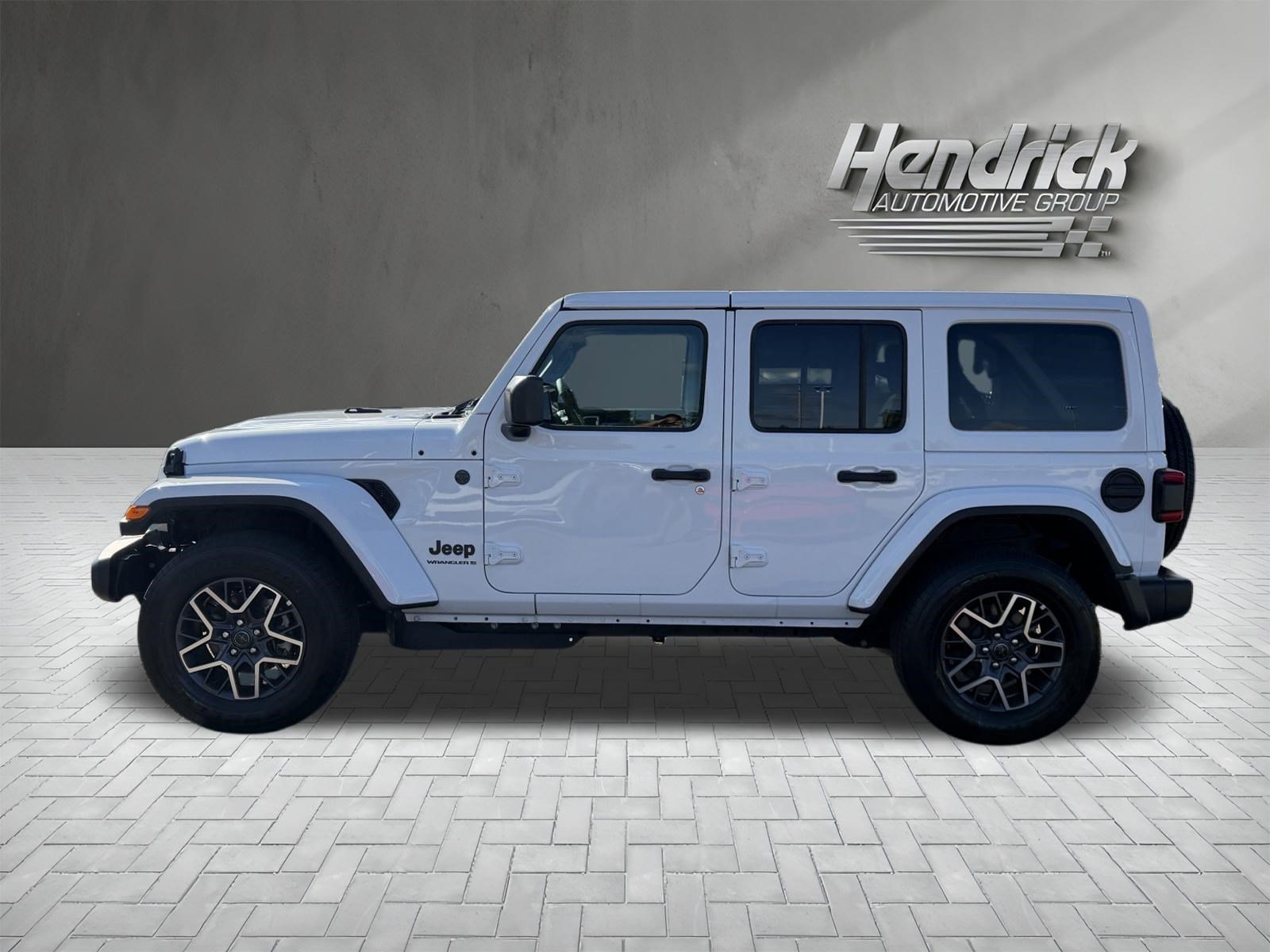 Used 2026 Jeep Wrangler Unlimited Sahara AWD/4WD image 7