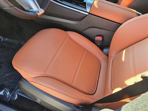 Certified 2026 Mercedes-Benz GLC 300 4MATIC image 4