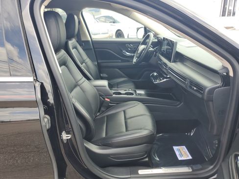 Used 2024 Lincoln Corsair AWD w/ Equipment Group 101A image 9