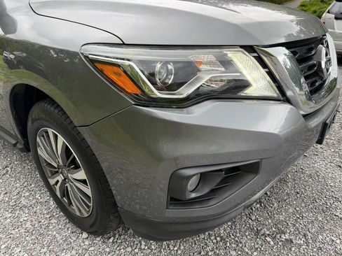 Used 2020 Nissan Pathfinder SL AWD/4WD image 12