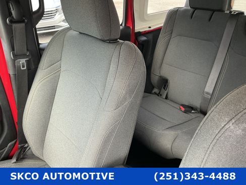 Used 2024 Jeep Wrangler Unlimited Sport AWD/4WD image 27