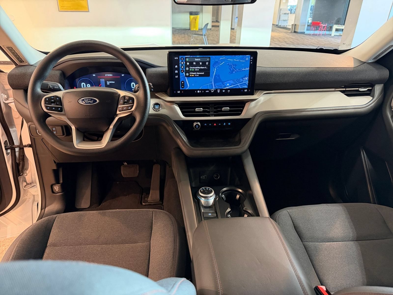 Used 2026 Ford Explorer Active AWD/4WD image 34