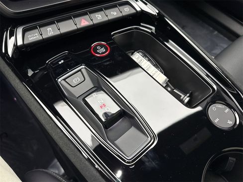 New 2025 Audi RS e-tron GT performance image 20