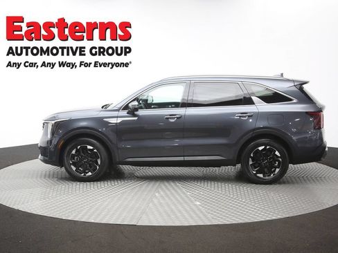 Used 2024 Kia Sorento S FWD image 62