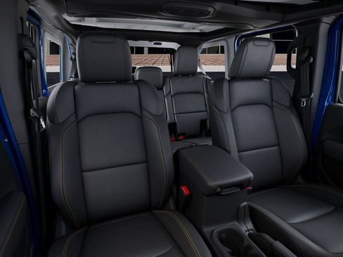 New 2025 Jeep Wrangler Unlimited Sahara AWD/4WD image 16