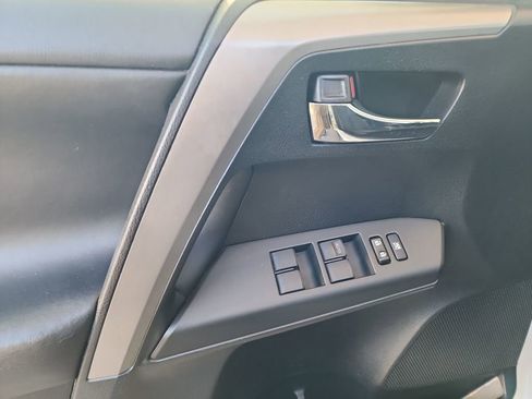 Used 2018 Toyota RAV4 XLE w/ Plus Extra Value Package image 13