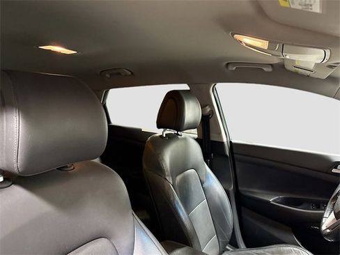 Used 2018 Hyundai Tucson SEL Plus image 30