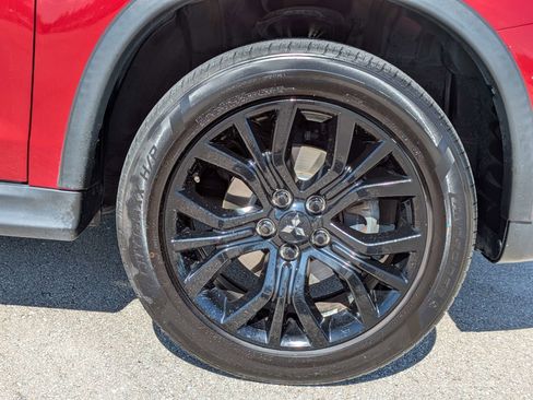 Used 2019 Mitsubishi Outlander Sport ES FWD image 12