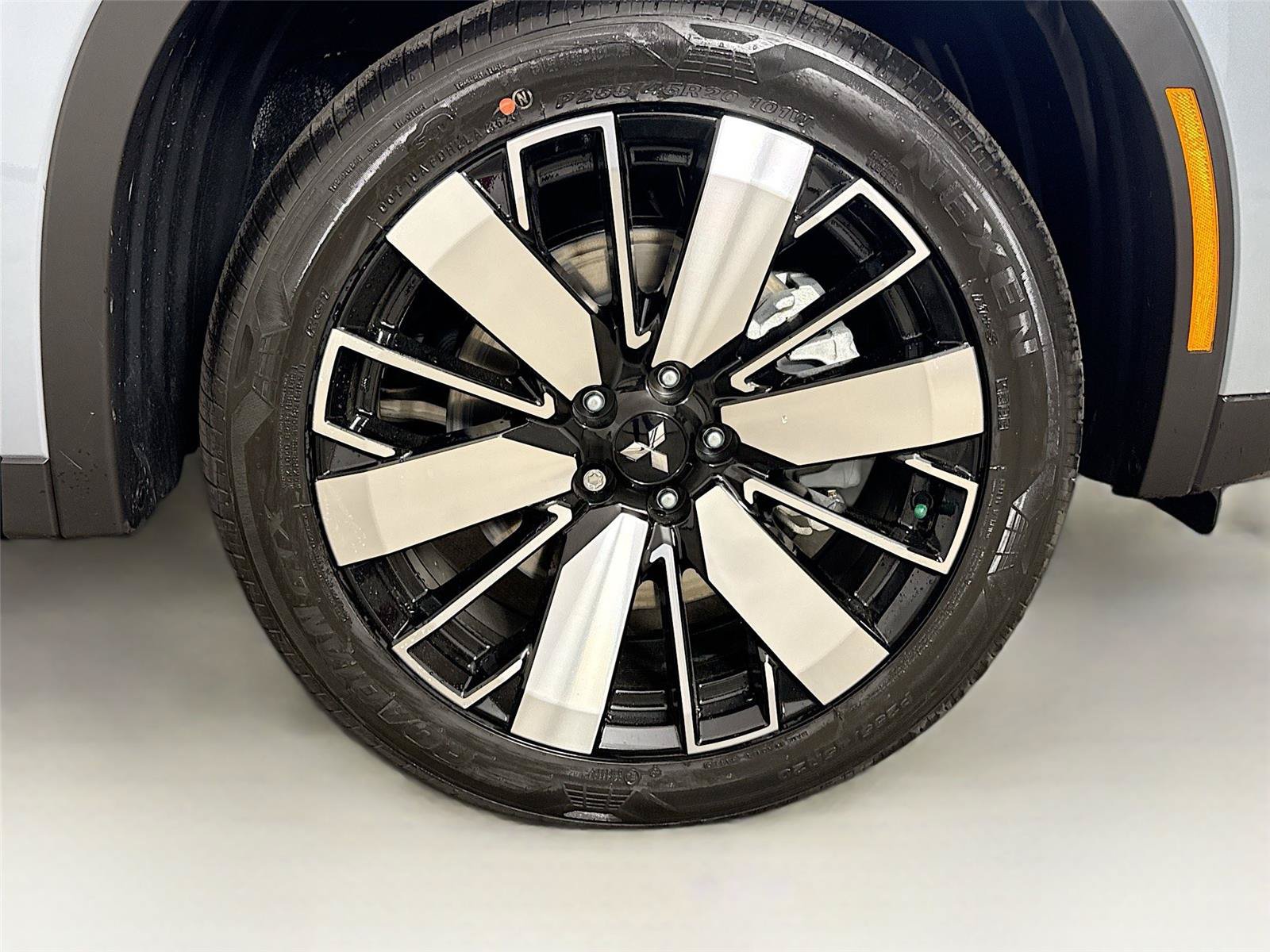 New 2026 Mitsubishi Outlander SE FWD image 34