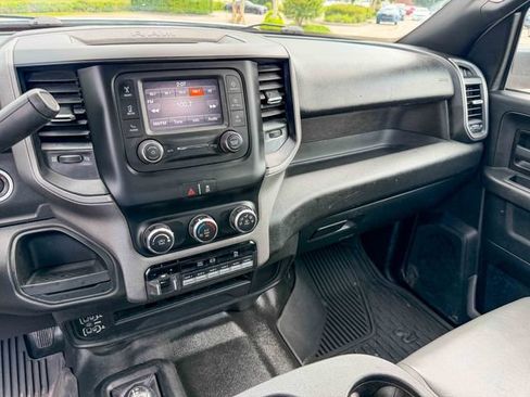 Used 2021 RAM 2500 Tradesman w/ Chrome Appearance Group AWD/4WD image 15