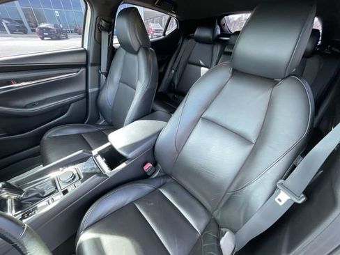 Used 2022 MAZDA MAZDA3 s image 15