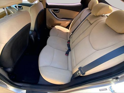 Used 2012 Hyundai Elantra GLS w/ Preferred Pkg 3 FWD image 11