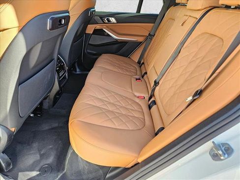 New 2026 BMW X5 sDrive40i image 15