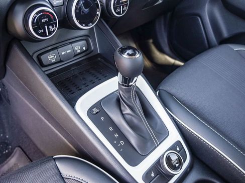 New 2026 Hyundai Venue SEL image 24