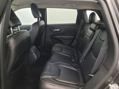 Used 2016 Jeep Cherokee High Altitude AWD/4WD image 18