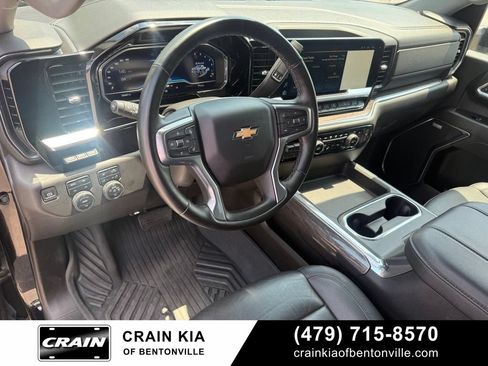 Used 2024 Chevrolet Silverado 2500 LTZ w/ LTZ Premium Package AWD/4WD image 9