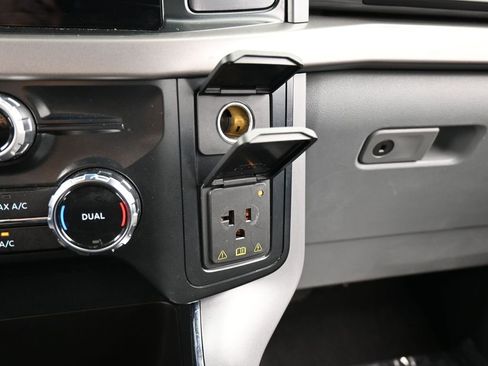 Used 2024 Ford F150 XLT w/ Mobile Office Package image 31