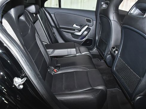 Used 2020 Mercedes-Benz CLA 250 4MATIC image 62