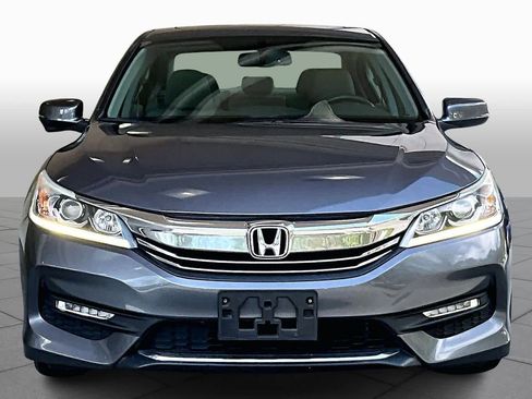 Used 2017 Honda Accord EX-L image 4