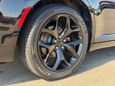 Used 2023 Chrysler 300 Touring w/ Sport Appearance Package RWD image 24