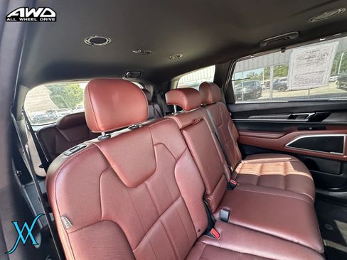 Used 2023 Kia Telluride EX AWD/4WD image 28