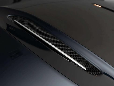 Used 2023 Aston Martin DBX AWD/4WD image 57