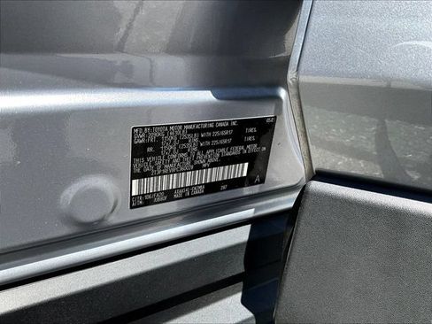 Used 2023 Toyota RAV4 XLE AWD/4WD image 19