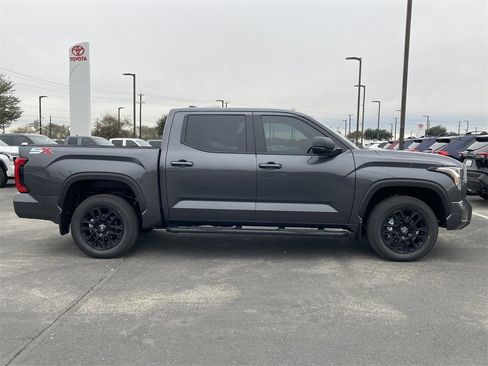 New 2026 Toyota Tundra SR5 image 4