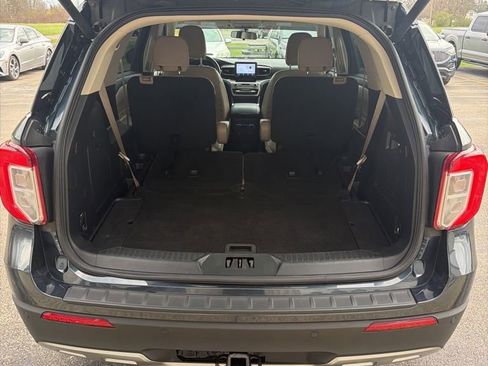 Used 2022 Ford Explorer XLT w/ Equipment Group 202A image 15