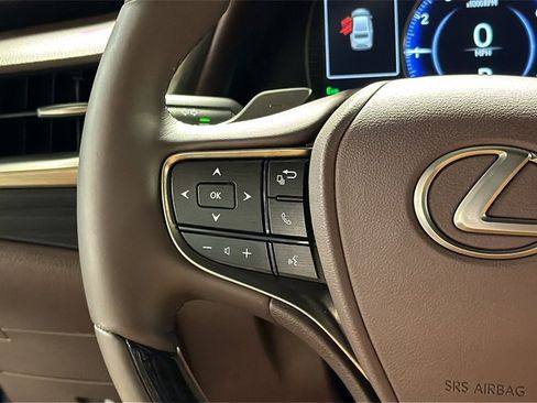 Used 2020 Lexus ES 350 Luxury image 19
