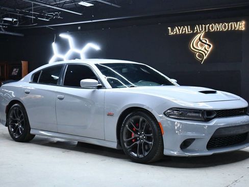 Used 2021 Dodge Charger Scat Pack RWD image 16