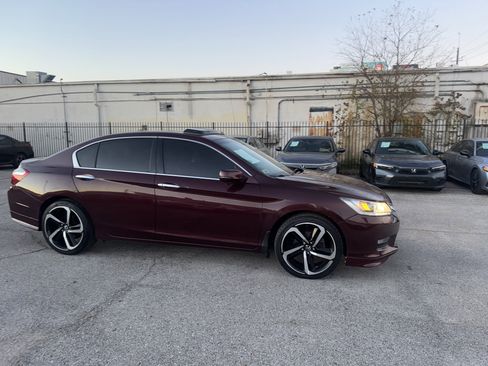Used 2013 Honda Accord Touring image 12