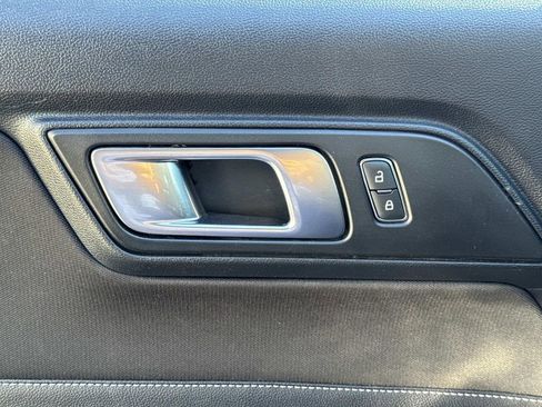 Used 2021 Ford Mustang Convertible w/ Equipment Group 101A image 28