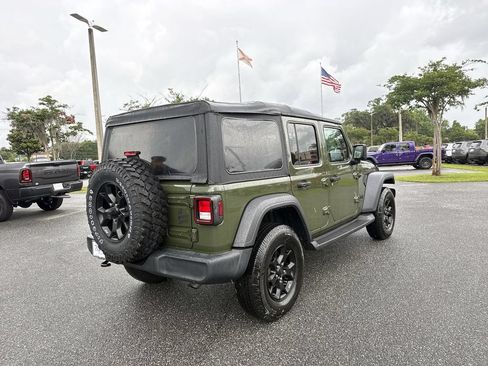 Used 2020 Jeep Wrangler Unlimited Sport AWD/4WD image 3