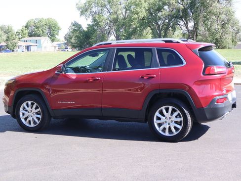 Used 2014 Jeep Cherokee Limited w/ Technology Group AWD/4WD image 8