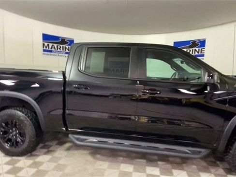 Used 2023 Chevrolet Silverado 1500 ZR2 w/ Technology Package image 3