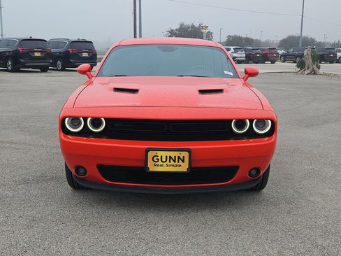 Certified 2023 Dodge Challenger SXT w/ Blacktop Package image 8