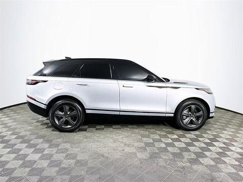 Used 2025 Land Rover Range Rover Velar Dynamic SE image 4