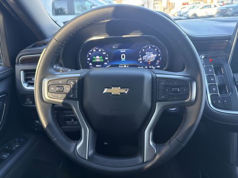 Used 2024 Chevrolet Tahoe Premier w/ Premium Package image 18