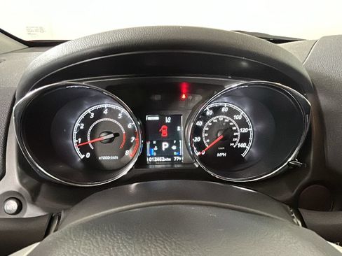 Used 2025 Mitsubishi Outlander Sport ES AWD/4WD image 20