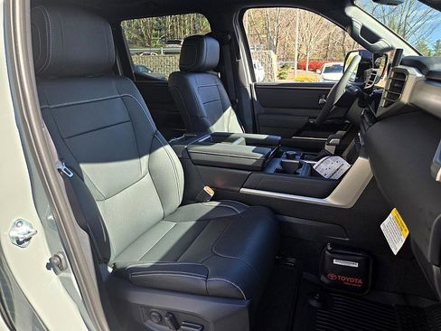 New 2026 Toyota Tundra Limited image 18