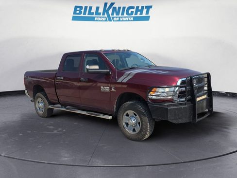 Used 2016 RAM 2500 Tradesman w/ Chrome Appearance Group AWD/4WD image 7