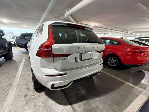Used 2025 Volvo XC60 B5 Ultra w/ Protection Package Premier image 11