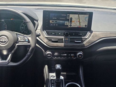 Used 2023 Nissan Altima 2.5 SL FWD image 16