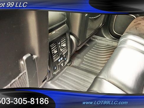 Used 2017 Jeep Grand Cherokee SRT AWD/4WD image 26