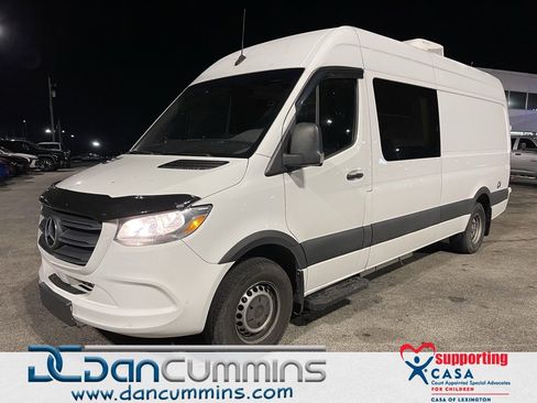 Used 2020 Mercedes-Benz Sprinter 3500 image 1