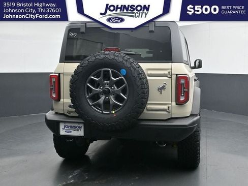 New 2025 Ford Bronco Badlands AWD/4WD image 12